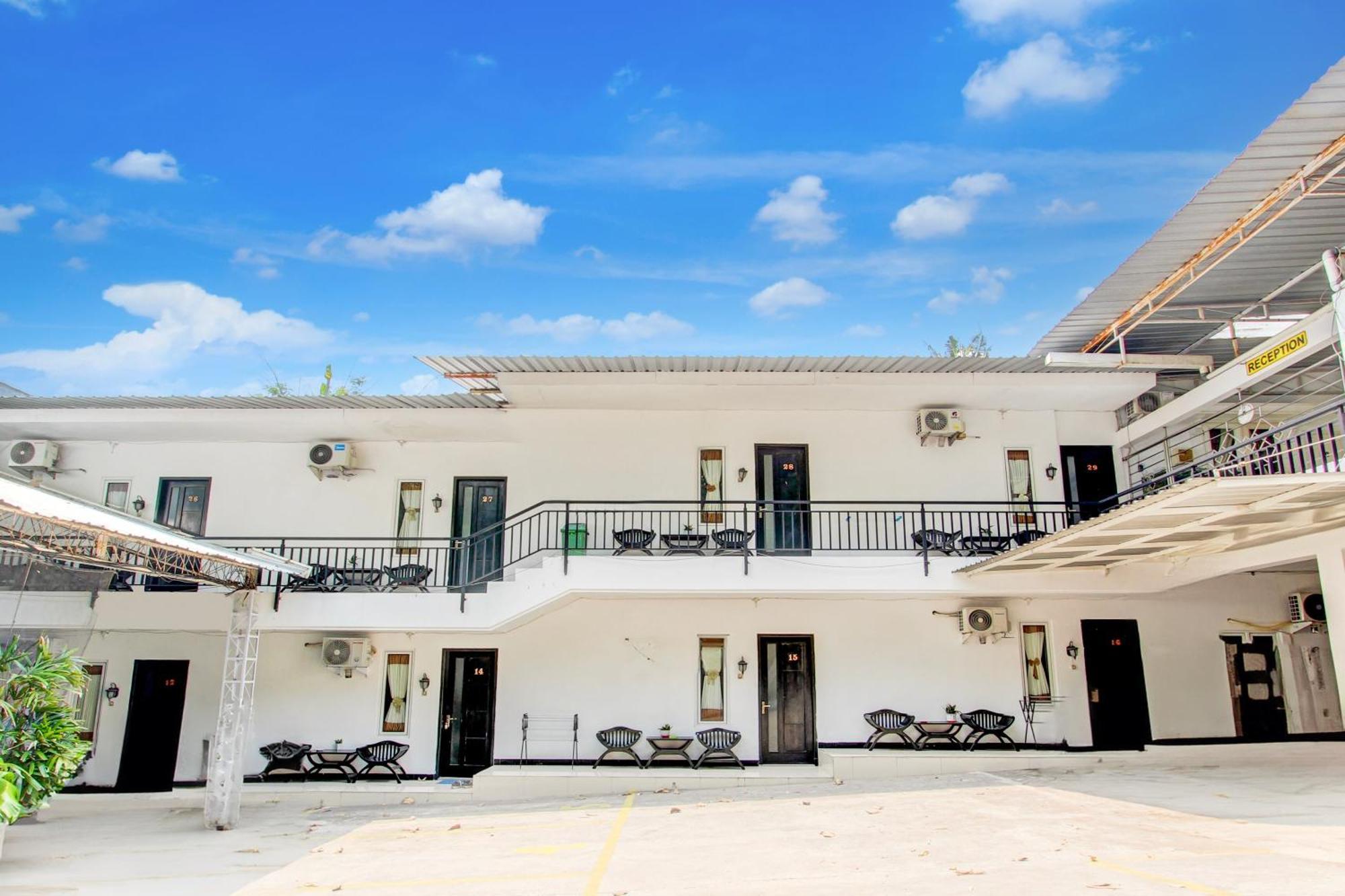 Oyo 409 Pondok Helomi Kalasan Exterior foto