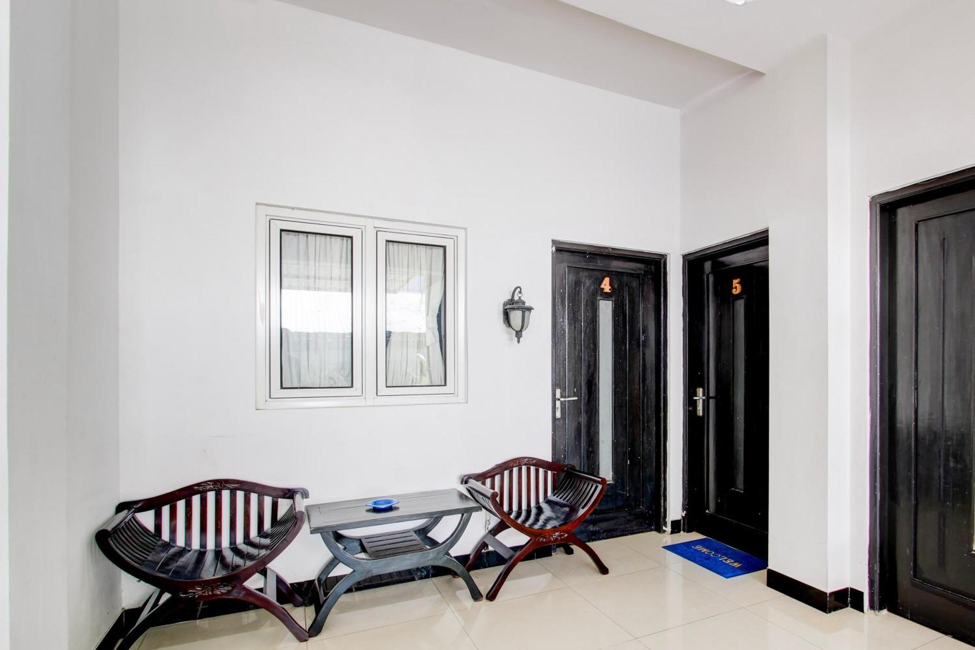 Oyo 409 Pondok Helomi Kalasan Exterior foto